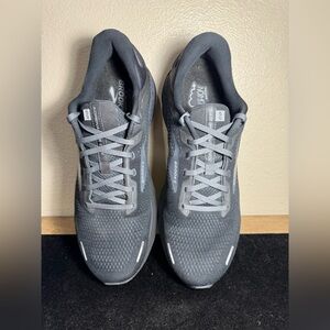 Brooks Adrenaline GTS 22 Running Shoes Men’s Size 15 Wide (2E) Black/Gray